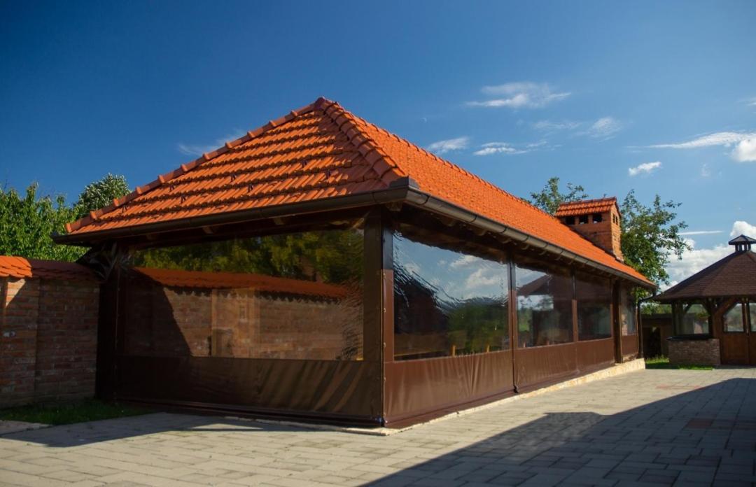 Kuca Za Odmor Poppke Apartment Fericanci ภายนอก รูปภาพ