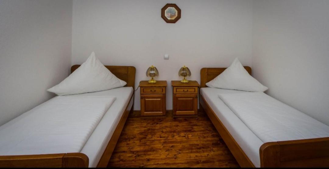 Kuca Za Odmor Poppke Apartment Fericanci ภายนอก รูปภาพ